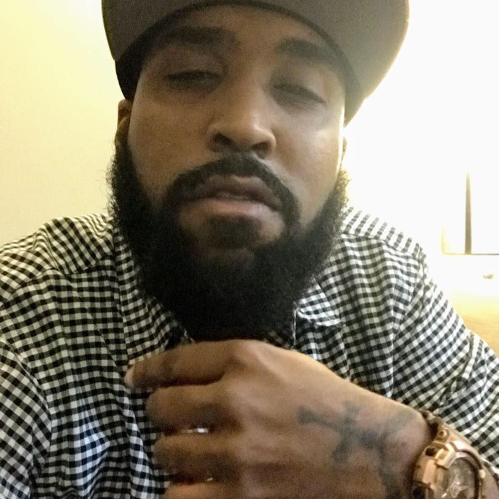 Meet your Posher, Devin